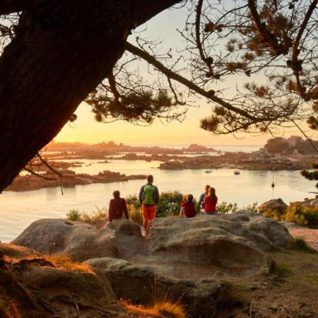 Vue Mer Cote De Granit Rose En Bretagne Apartment Trebeurden Exterior photo